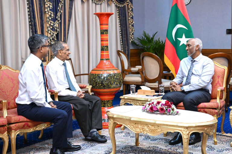 ޑރ. ޒާހިރު ކޮށްދެއްވި ޚިދުމަތްތައް ފާހަގަކުރައްވައި ރައީސް ޝުކުރުއަދާކުރައްވައިފި