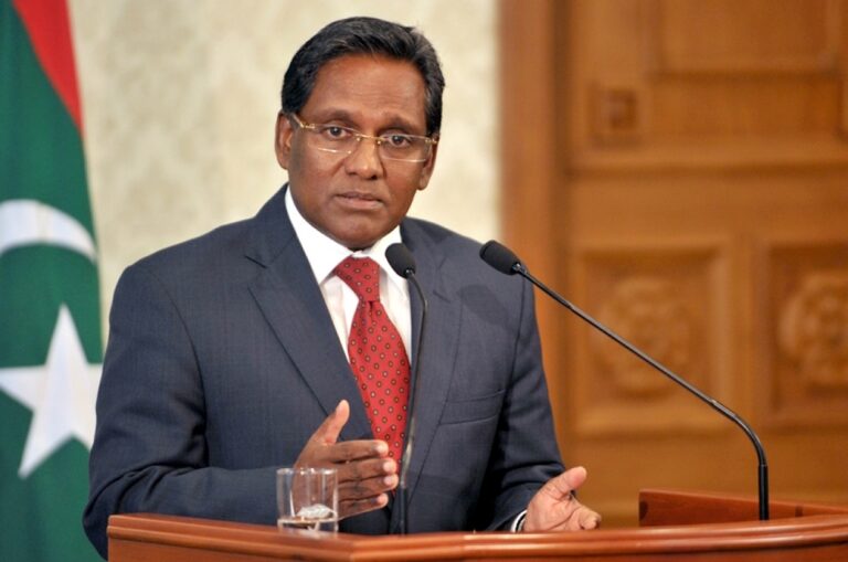 އެޕްސްޓީންއާ ބައްދަލުކުރެއްވީ ތުހުމަތުތަައްކޮށް ހައްޔަރުކުރިކަން އެނގިވަޑައިނުގަންނަވާތީ: ރައީސް ވަހީދު