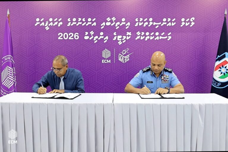 ކައުންސިލް އިންތިޚާބުގެ ސަލާމަތީ ކަންކަން ބެލެހެއްޓުމަށް ފުލުހުންނާއި އިލެކްޝަންސް ކޮމިޝަނާ ދެމެދު އެއްބަސްވުމެއްގައި ސޮއިކޮށްފި