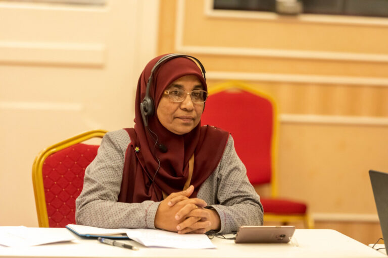 އެޗްޕީއޭގެ ޑިރެކްޓަރ ޖެނެރަލް އޮފް ޕަބްލިކް ހެލްތުގެ ކަމުގެ މަގާމަށް މީހަކު ހޯދަނީ