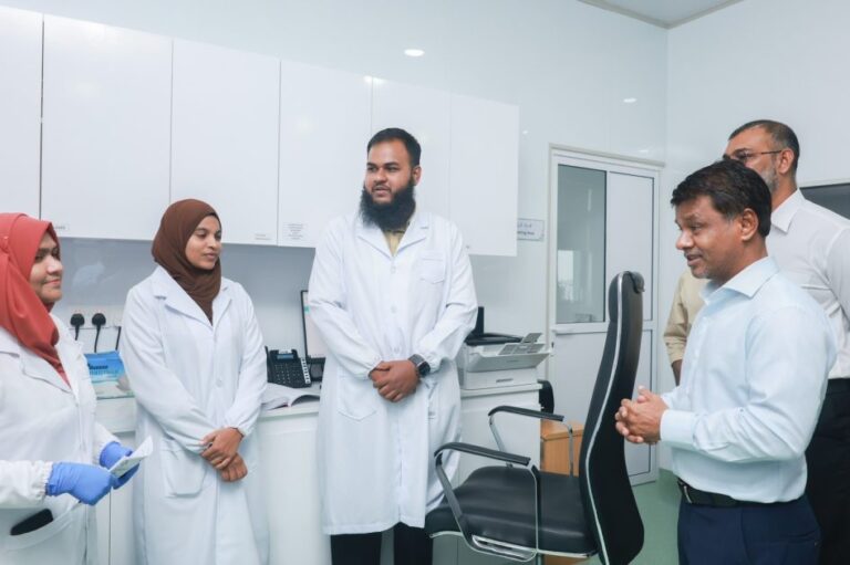 މޯލްޑިވިއަން ބްލަޑް ސާވި ސަސްގައި ތެލަސީމިއާއަށް ތަހްލީލު ހަދާ ޑީއެންއޭ ލެބޯރެޓަރީ ހުޅުވައިފި