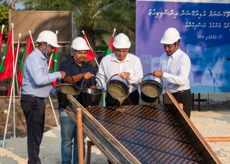 ފުނަދޫ ޓިވެޓް ސެންޓަރުގެ ބިންގާ އަޅައިފި