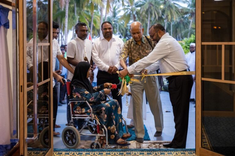 އިހަވަންދޫގައި އަލަށް ބިނާކުރި މިސްކިތް ހުޅުވައިފި