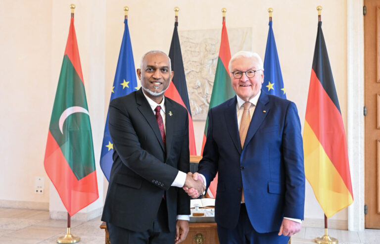 ޖަރުމަނުވިލާތަށް ކުރެއްވި ތާރީޚީ ދަތުރުފުޅަށް ފަހު ރައީސް މާލެ ވަޑައިގެންފި