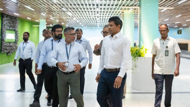 ވީއައިއޭ ޑޮމެސްޓިކް ޓާމިނަލް ކުރީގެ އިންޓަނޭޝަނަލް ޓާމިނަލަށް ބަދަލުކޮށްފި