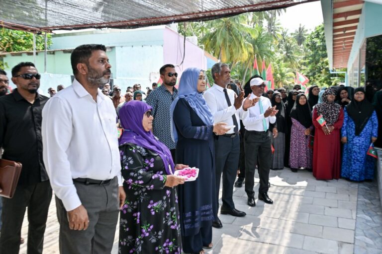ކުޑަހުވަދޫ އަންހެނުންގެ ކޮމިޓީން ހެދި ޖިމް މެޑަމް ސާޖިދާ ހުޅުއްވައިދެއްވައިފި