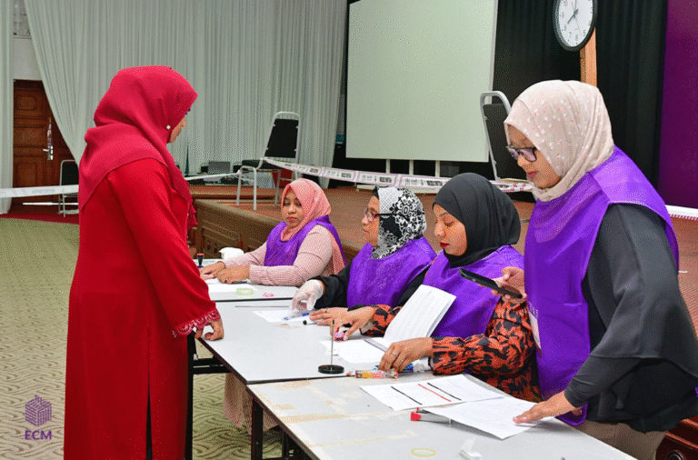 ކައުންސިލް އިންތިޚާބަށް އޮފިޝަލުން ހޯދަން އަނެއްކާވެސް އިއުލާންކޮށްފި