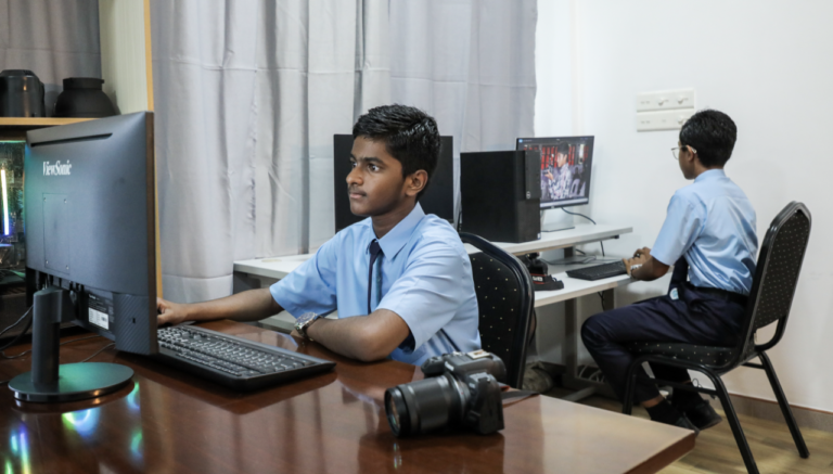 ބީއެމްއެލްގެ އެހީގައި ދ. އަތޮޅު ތައުލީމީ މަރުކަޒުގައި މަލްޓިމީޑިއާ ސްޓޫޑިއޯއެއް ގާއިމްކޮށްފި
