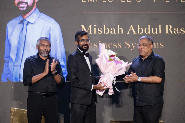 ބީއެމްއެލްގެ އެންމެ ހިދުމަތްތެރި މުވައްޒަފުންގެ އަގުވަޒަންކޮށްފި