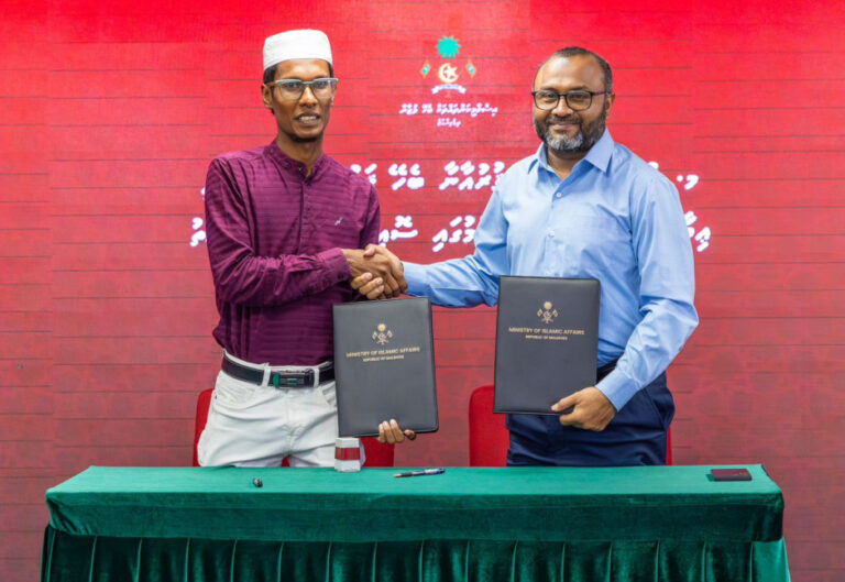 14 ރަށެއްގައި އިސްލާމީ ދާއިރާގެ މަޝްރޫޢުތަކެއް ކުރިއަށް ގެންދިއުމަށް ސޮއިކޮށްފި