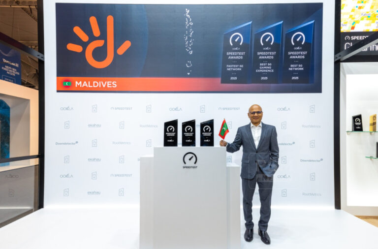ވޯލްޑް ކޮންގްރެސްގައި ދިރާގަށް އޫކްލާގެ 3 އެވޯޑެއް