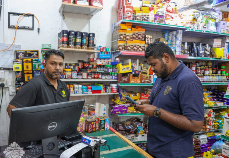 ޤަވާއިދާ ޚިލާފަށް އުޅުނު 2 ބިދޭސީއަކު އިމިގްރޭޝަންގެ ދަށަށް ގެންގޮސްފި