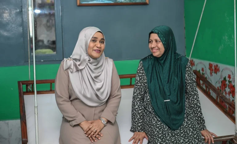 ފަސްޓް ލޭޑީ، ކުޅުދުއްފުށި ސިޓީ ދޮރުން ދޮރަށް ހަރަކާތުގައި ބައިވެރިވަޑައިގެންފި