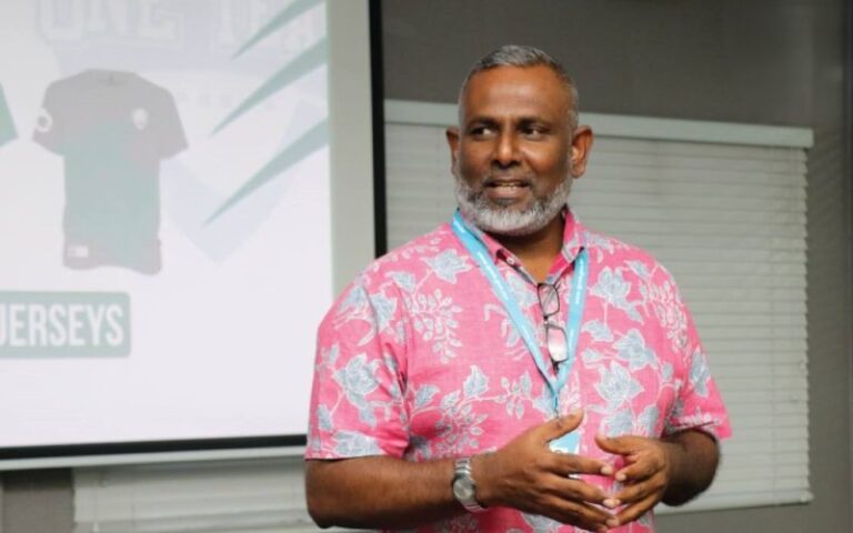 މިފްކޯގެ ސީއީއޯކަމުން ފަރުހަތު އިސްތިއުފާދެއްވައިފި