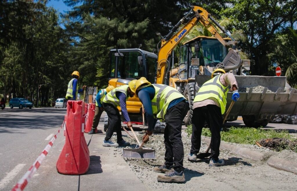 ހުޅުމާލޭ ފިތުރޯނު މަގު މަރާމާތުކުރުމުގެ އަމަލީ މަސައްކަތް ފަށައިފި