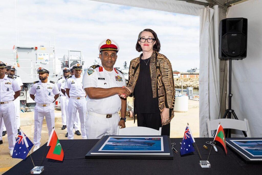 އޮސްޓްރޭލިއާއިން ރާއްޖެއަށް “ގާޑިއަން ކްލާސް ޕެޓްރޯލް ބޯޓު” ރަސްމީކޮށް ހަވާލުކޮށްފި