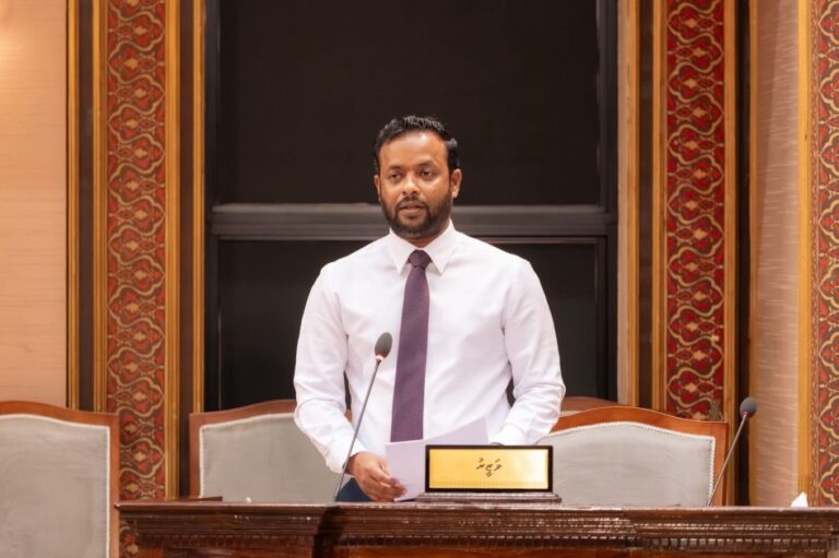 މާލެ ސަރަހައްދުގައި ގިނަވެގެން ދެން އެޅޭނީ 12،000 ފްލެޓް: މުއްތަލިބު