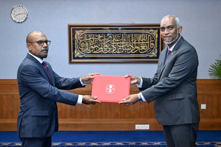 ޑިފެންސް މިނިސްޓަރު ކަމަށް ހަސަން ރަޝީދު އައްޔަންކުރައްވައިފި