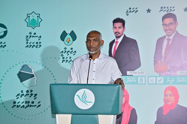 ކުރީ ސަރުކާރުން ނެގި ސްކޫކް ދެއްކީ ޤައުމުގެ އެއްވެސް ހަރުމުދަލެއް ނުވިއްކައި، އިތުރު ދަރަންޏެއް ނުނަގައި: ރައީސް