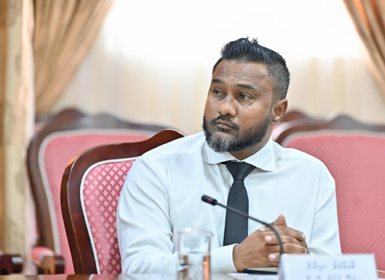 މެންބަރު ސިނާންގެ ގޮނޑި ގެއްލިއްޖެކަމަށް ސުޕްރީމް ކޯޓުން ހުކުމްކޮށްފި