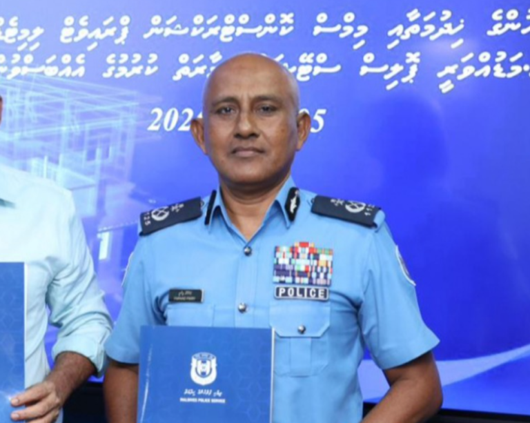 ފަރުހާދު ފިކުރީ ރިޓަޔާވާން އެންގެވި ކަމަށް ދެކެވޭ ވާހަކަތައް ފުލުހުން ދޮގުކޮށްފި