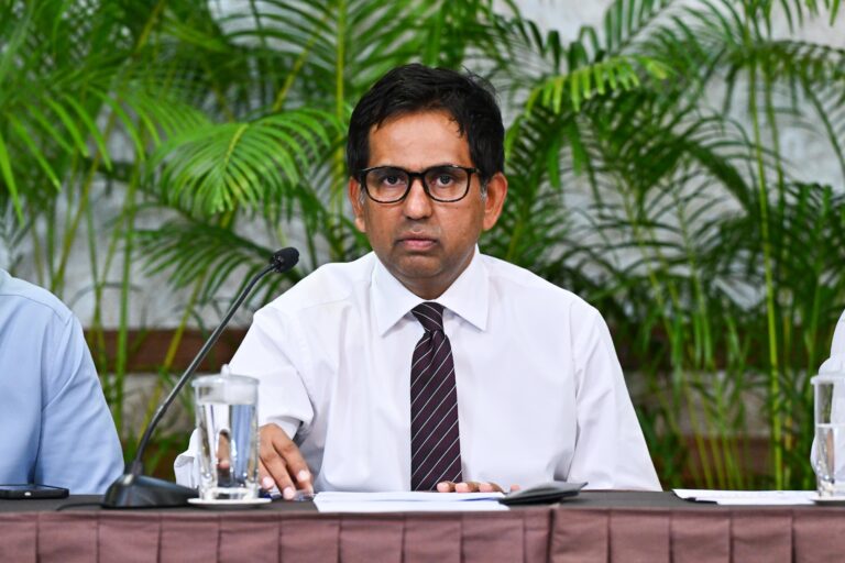 އަންނަ ހަފްތާގައި 2500އަށްވުރެ ގިނަ ކޮންޓެއިނަރުގެ މުދާ ރާއްޖެ ގެނެވޭނެ: ސަޢީދު