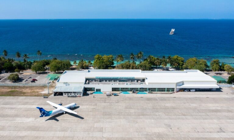 އުމްރާވެރިން ފުރަތަމަ ފަހަރަށް އައްޑޫއިން ސީދާ ޖިއްދާއަށް
