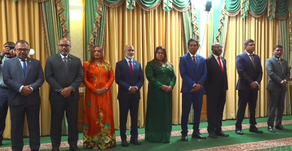 Big WGACwzKG7VzySk1PaKHLdhlfV