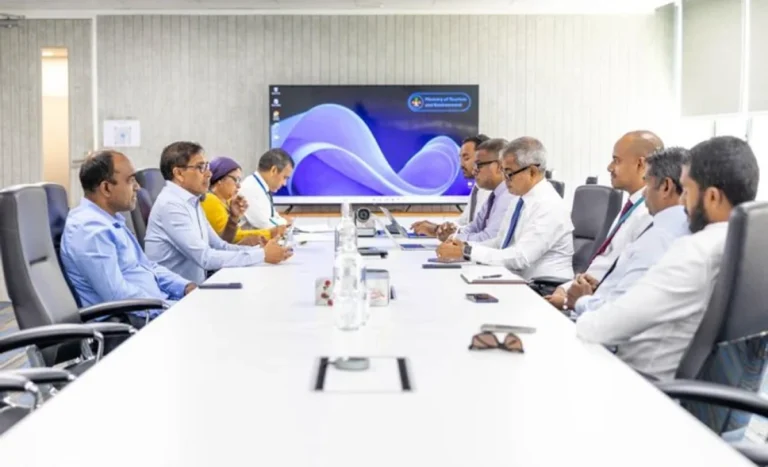 މަޓީ އާއި ރާއްޖެއަށް ތެޔޮ އެތެރެކުރާ މައިގަނޑު ކުންފުނިތަކާ ބައްދަލުކޮށްފި