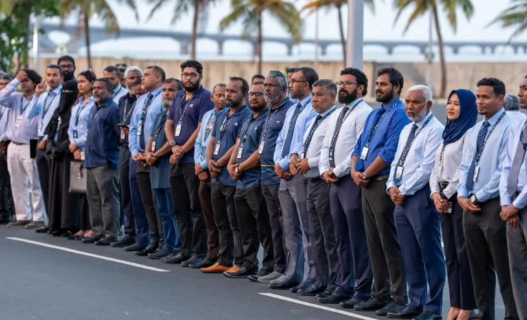 ވެލާނާ އިންޓަރނޭޝަނަލް އެއަރޕޯޓް އަށް 60 އަހަރު