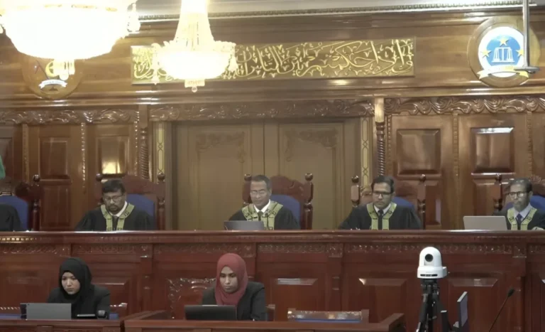 މެންބަރުން ޕާޓީ ބަދަލުކުރުން ހުއްޓުވުމުގެ އިސްލާހުގެ މައްސަލަ ސުޕްރީމް ކޯޓަށް ބެލޭނެކަމަށް ނިންމައިފި