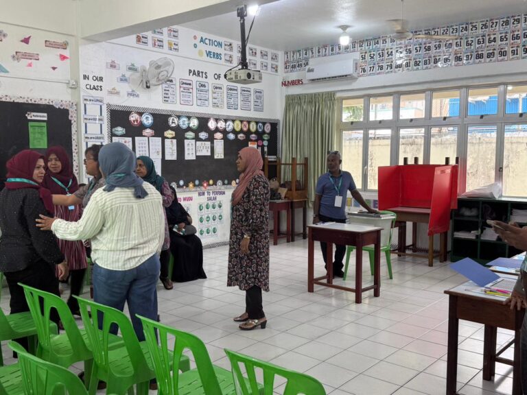 ހިތަދޫ އުތުރު ދާއިރާގެ ޕީއެންސީ ޕްރައިމަރީގެ ވޯޓުލުން ފަށައިފި
