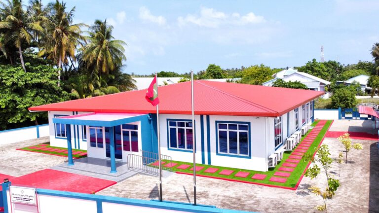 ކުރިނބީ ކައުންސިލް އިދާރާގެ އައު އިމާރާތް ހުޅުވައިފި