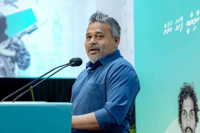 ވަޒީރުންނަށް ރުހުން ދެއްވައި އެމްޑީޕީ މަޖިލިސް މެންބަރުން ވިދާޅުވީ ސަރުކާރު ބަރާބަރޭ: ޝިޔާމް