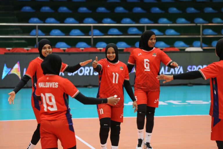 ރޭންކިން ފަހުމެޗުގައި ރާއްޖޭން ބަންގްލަދޭޝް ބަލިކޮށްފި