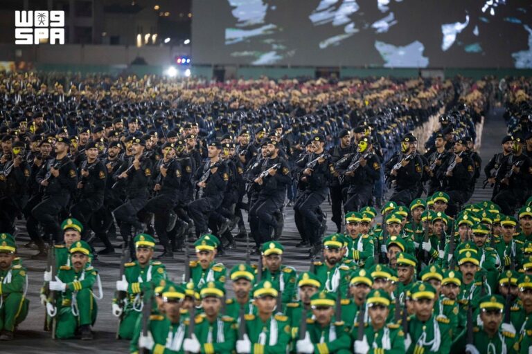 ފޮޓޯއިން ޚަބަރު: ޙައްޖުގެ އަޅުކަމަށް މައްކާއިން ވެފައިވާ ތައްޔާރީތައް ދައްކާލުން