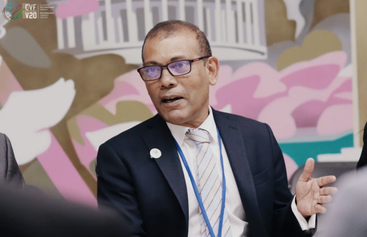އިންޑިއާ ކަނޑުގެ ސަލާމަތާ ގުޅޭ މަހާސިންތާއެއްގައި ބައިވެރިވެވަޑައިގަތުމަށް ނަޝީދު އިންޑިއާއަށް ފުރާވަޑައިގެންފި