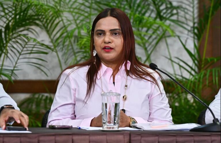 އޯއައިސީގެ ބައްދަލުވުމުގައި ބައިވެރިވެވަޑައިގަތުމަށް ޚާރިޖީ ވަޒީރު ސައުދީއަށް