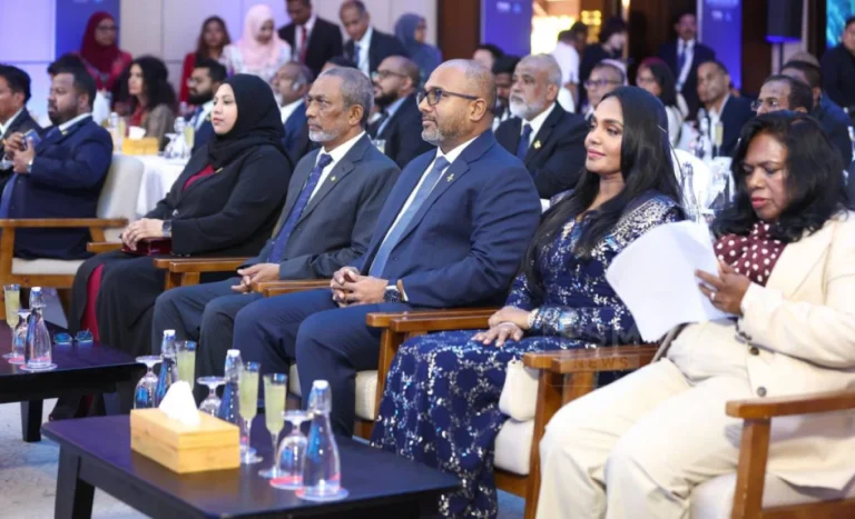 އޭޝިއާ މީޑިއާ ސަމިޓް ރާއްޖޭގައި ފަށައިފި