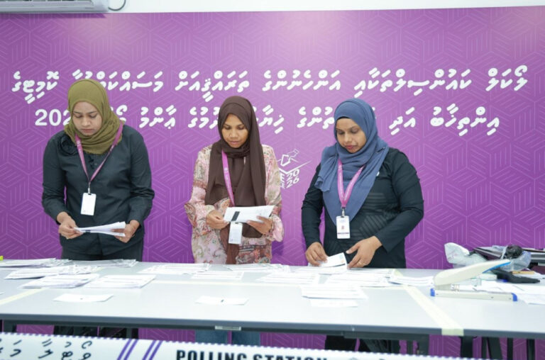 މީދޫ ކައުންސިލުގެ އިތުރުބުރަށް، ރީ-ރަޖިސްޓްރީވާން ހުޅުވާލައިފި