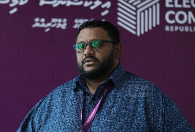 މައްސަލައެއް ދިމާނުވާނަމަ ވޯޓު ފޮށިތައް ގަޑިއަށް ބަންދުކުރާނެ: އިލެކްޝަންސް