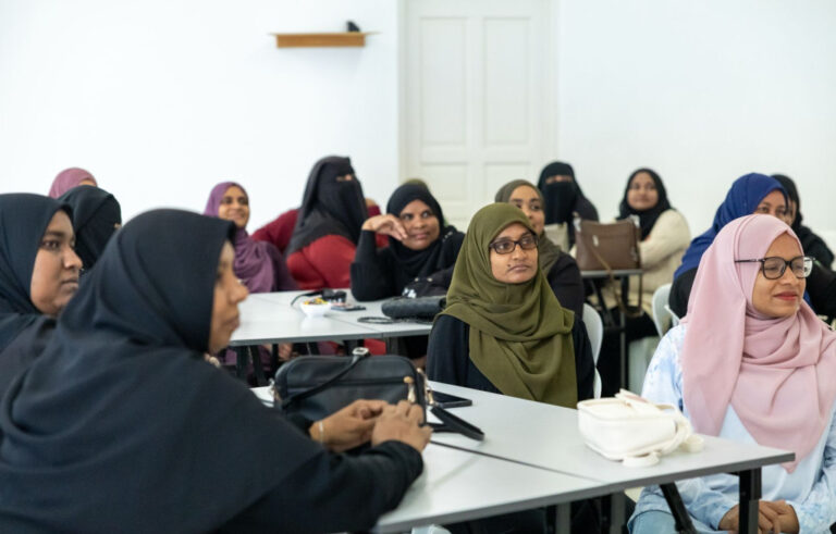 މަހިބަދޫގައި އަންހެނުންގެ ލީޑަރޝިޕް ޕްރޮގްރާމް ފަށައިފި