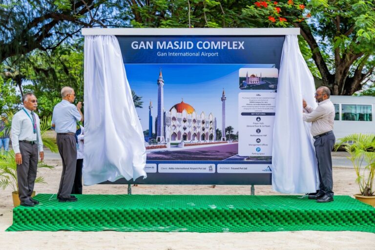 ގަން އެއާޕޯޓުގައި 800 މީހުންގެ ޖާގައިގެ މިސްކިތް ކޮމްޕްލެކްސްއެއްގެ ބިންގާ އަޅައިފި