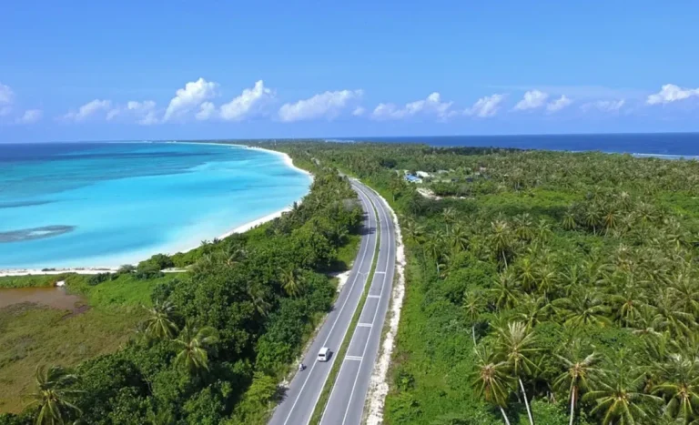 ގަމުގައި ކުޑަކުއްޖަކު ކަރަންޓުގައި ޖެހުނު މައްސަލަ ތަހުގީގުކުރަނީ