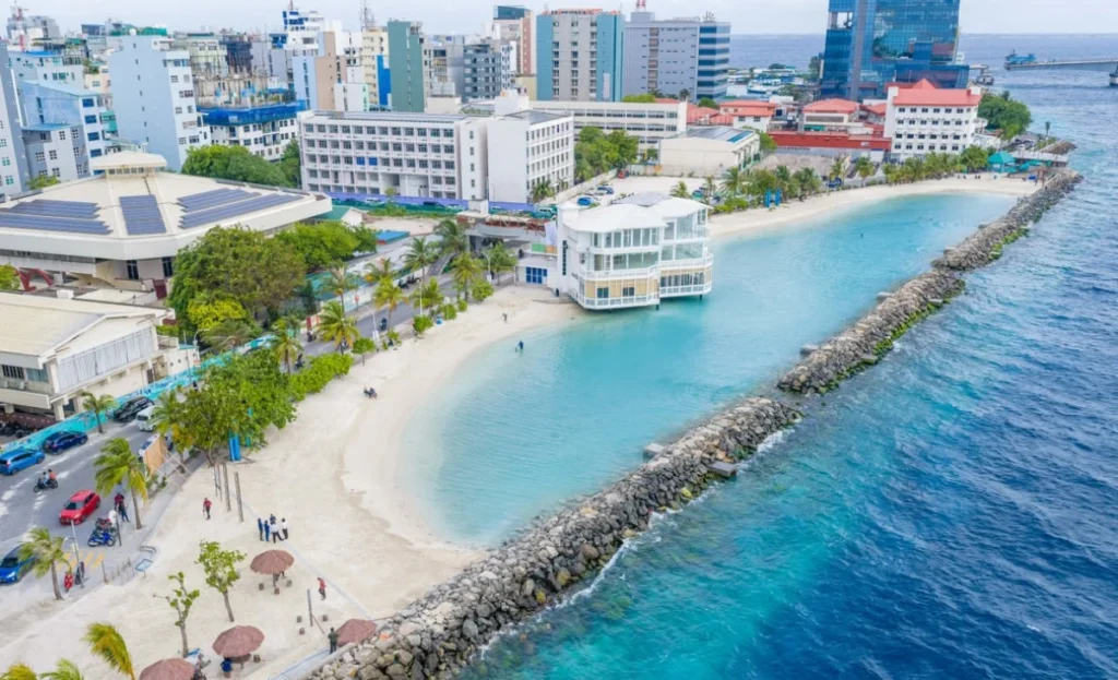 ރަސްފަންނު މޫދަށް އެރޭ ސަރަޙައްދު މާދަމާ ހުޅުވާލަނީ