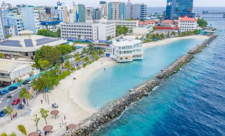 ރަސްފަންނު މޫދަށް އެރޭ ސަރަޙައްދު މާދަމާ ހުޅުވާލަނީ