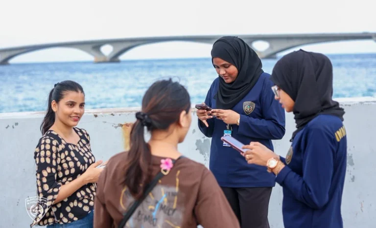 ޤަވާއިދާ ޚިލާފަށް އުޅެމުންދިޔަ 7 ބިދޭސީން އިމިގްރޭޝަނުން ހައްޔަރުކޮށްފި