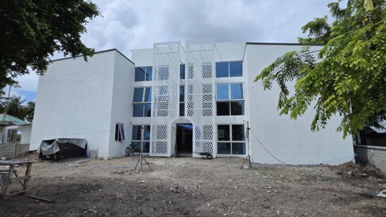 ފުވައްމުލައް ސިޓީގައި ސަރުކާރުން އިމާރާތްކުރި ޤުރުއާނާއި ބެހޭ މަރުކަޒު ހުކުރު ދުވަހު ހަވީރު ހުޅުވަނީ