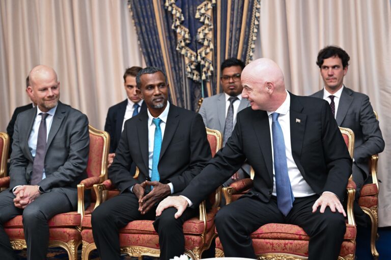 ފީފާގެ ހުށައެޅުމަށް އެފްއޭއެމުން އަދި ވަކިގޮތެއް ނުނިންމާ!