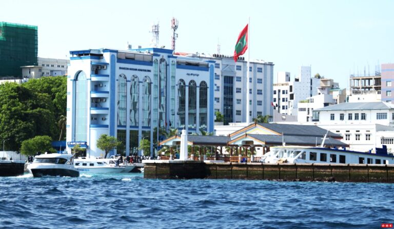 އޮޔާދިޔަ ފަތުރުވެރިއަކު ސަލާމަތްކޮށްފި